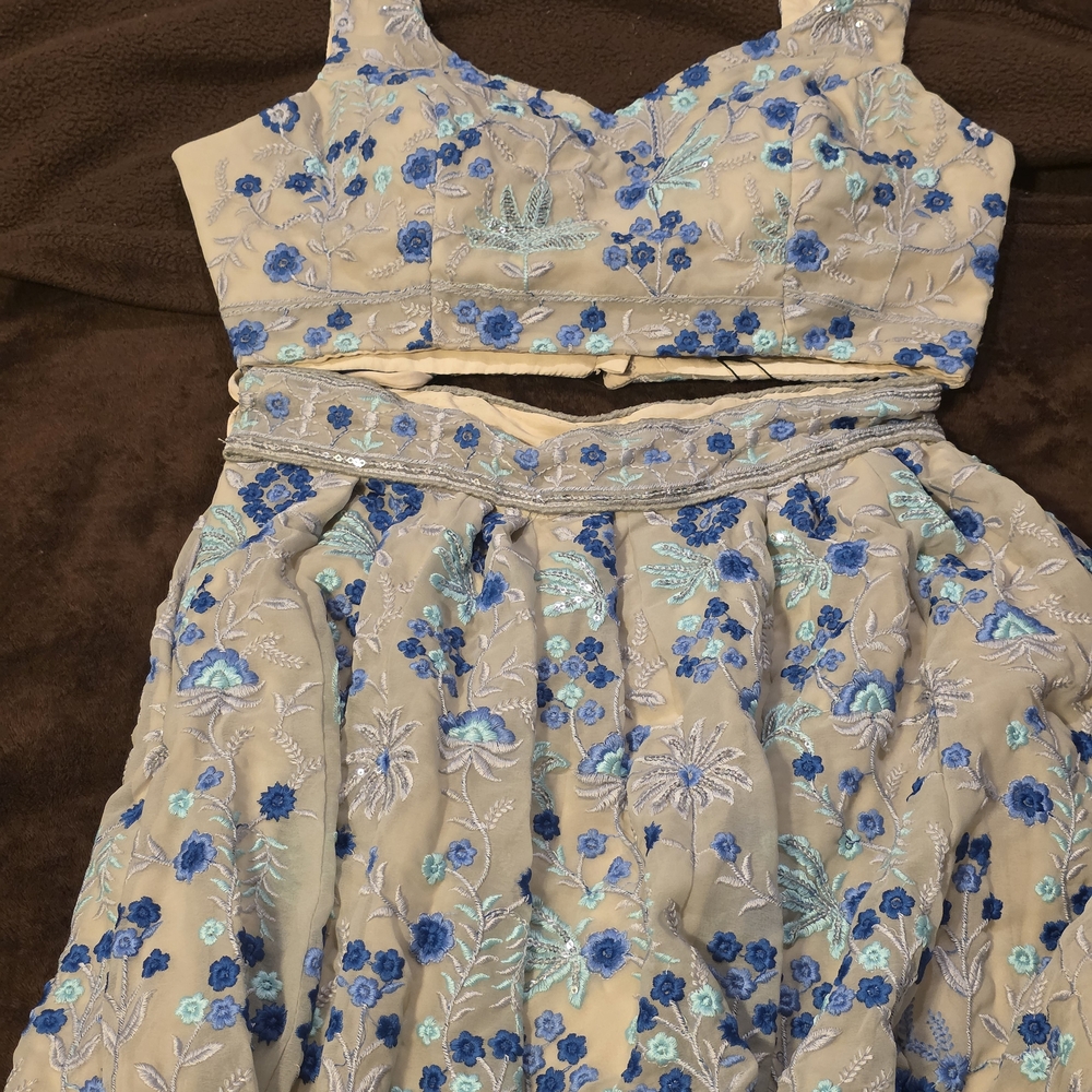 Ethnic Indian Wear Blue and Cream Wedding Dress Lehenga - Picture 6 of 14